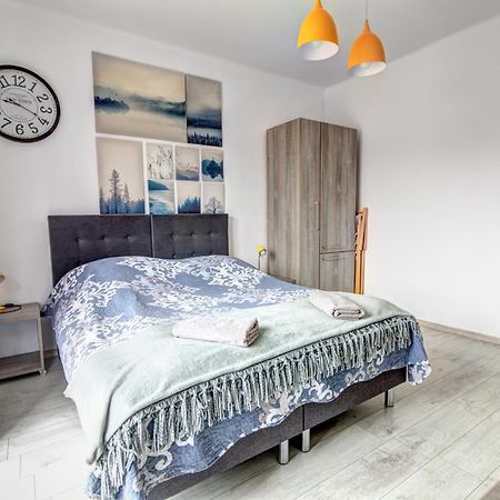 Willa Pod Zegarem - W Cenie Parking, Szybkie Wifi, Duzy Ogrod, Wiata Grilowa! Крыница-Здруй Номер фото