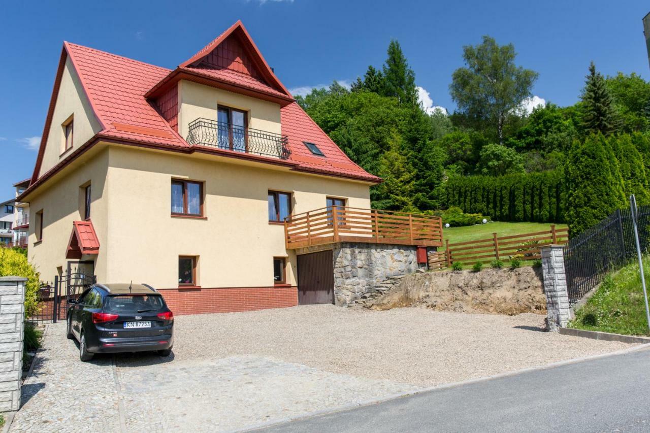 Willa Pod Zegarem - W Cenie Parking, Szybkie Wifi, Duzy Ogrod, Wiata Grilowa! Крыница-Здруй Экстерьер фото